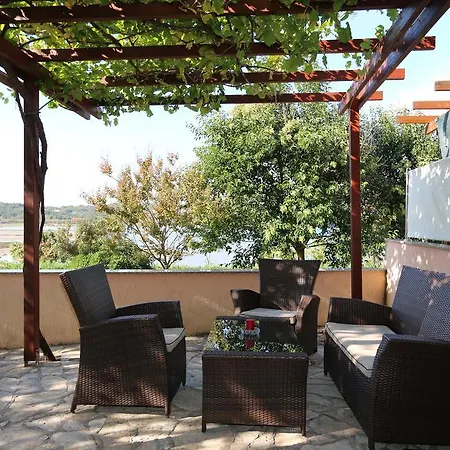 Zabcic Apartment Silo (Krk)